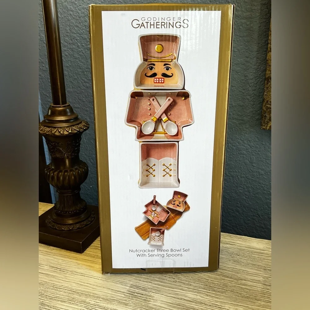 🆕 Godinger Pink Nutcracker Three Bowl Set with Spoons